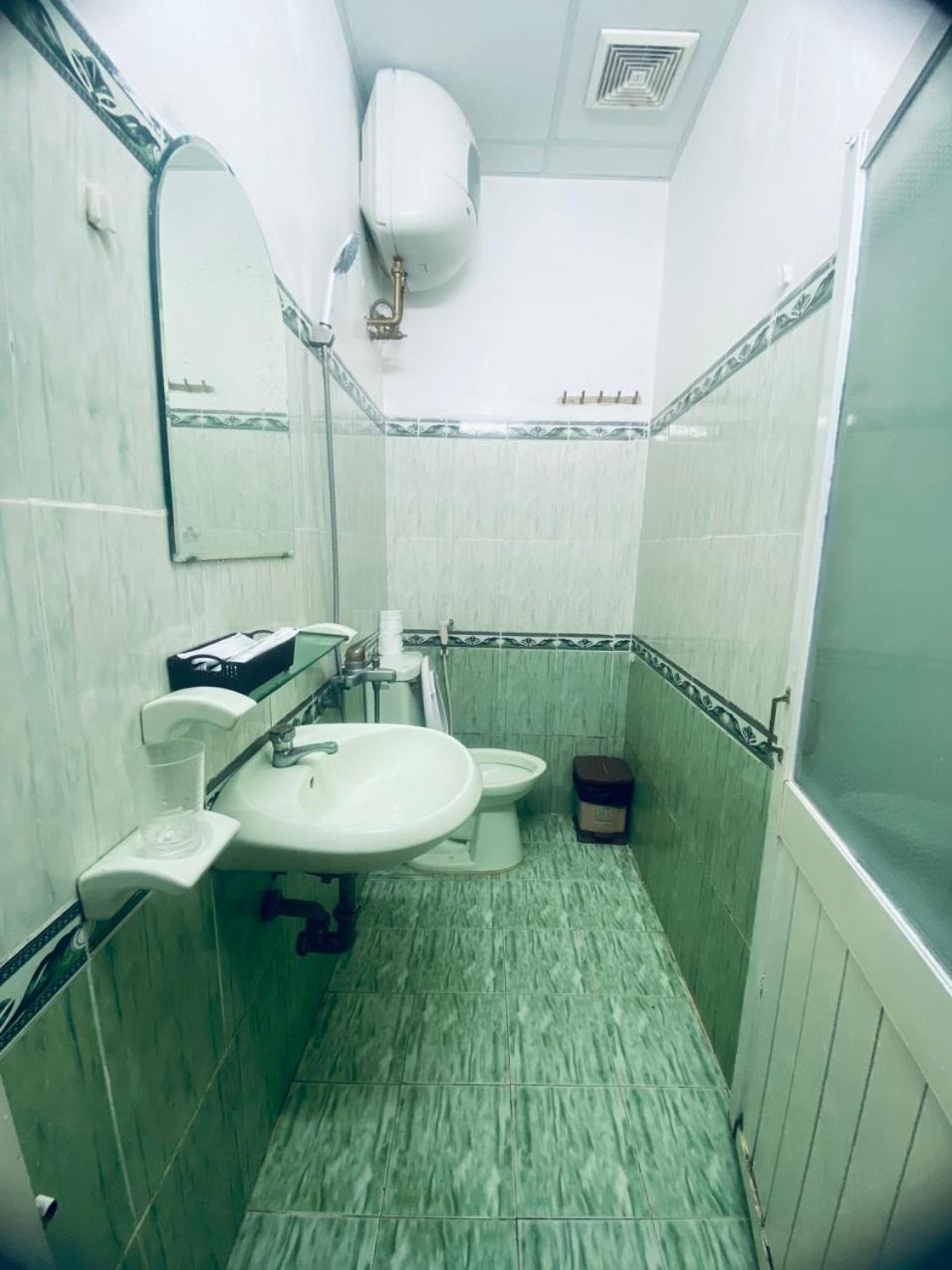 Oyo 1196 Le Vu Hotel Da Lat Eksteriør billede